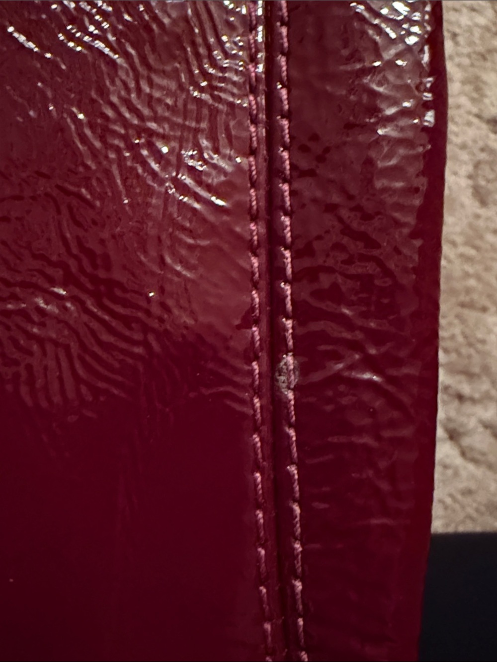 Coach Maggie bag in patent cranberry - Picture 7 of 7